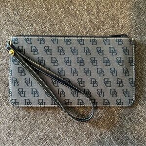 Dooney & Bourke Wristlet